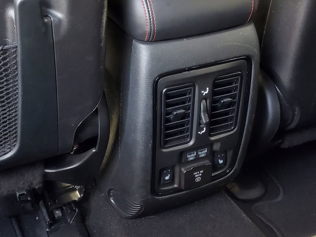 Used 2025 Dodge Durango R/T AWD/4WD image 35