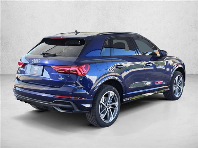 Certified 2025 Audi Q3 2.0T Premium w/ Convenience Plus Package AWD/4WD image 5