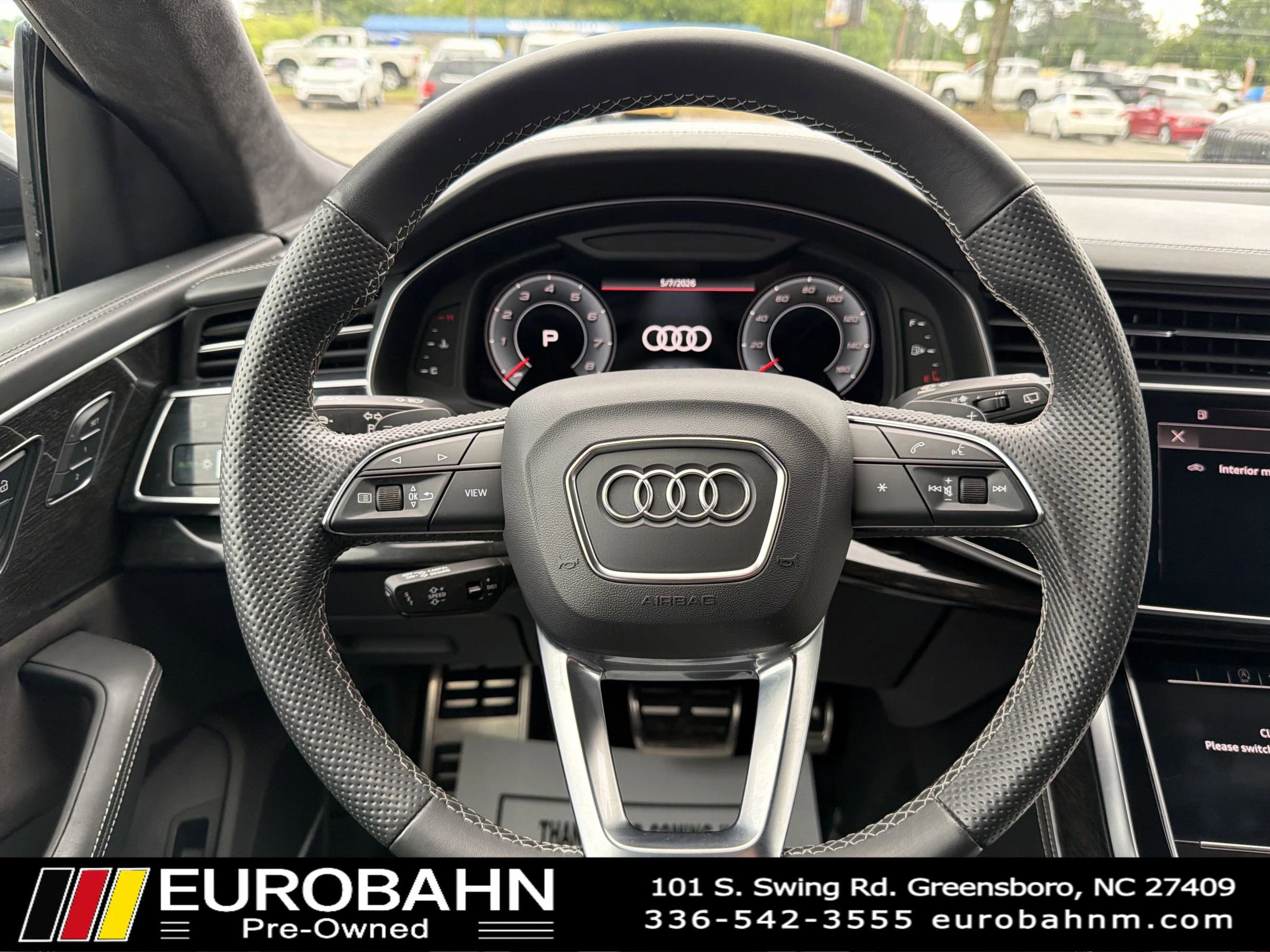 Used 2021 Audi SQ8 Prestige AWD/4WD image 27