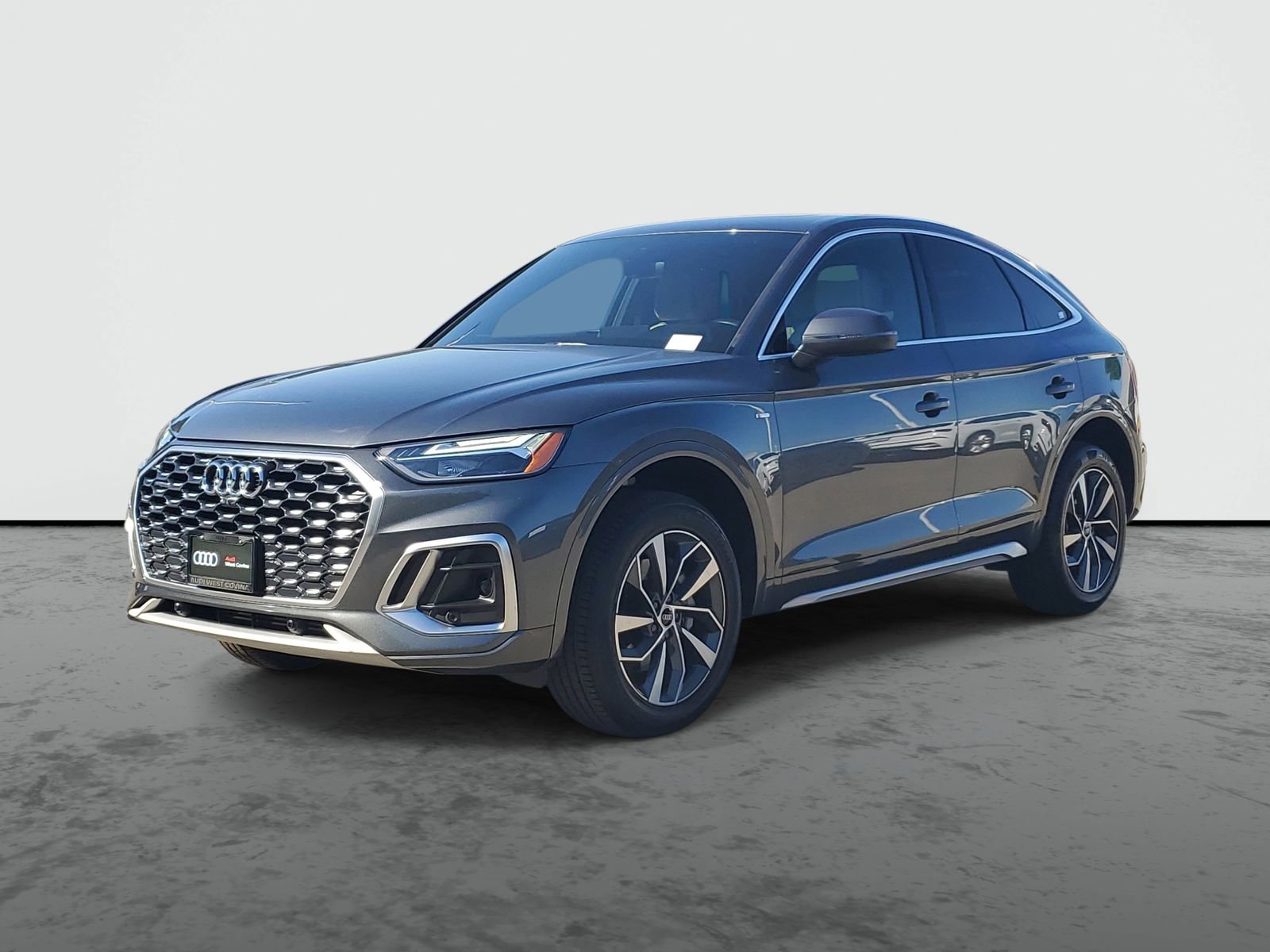 Used 2022 Audi Q5 2.0T Premium Plus w/ Premium Plus Package image 2