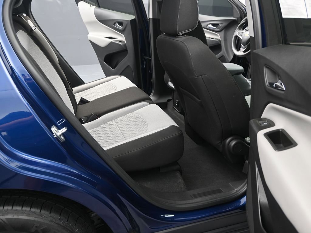 Used 2022 Chevrolet Equinox LS image 18