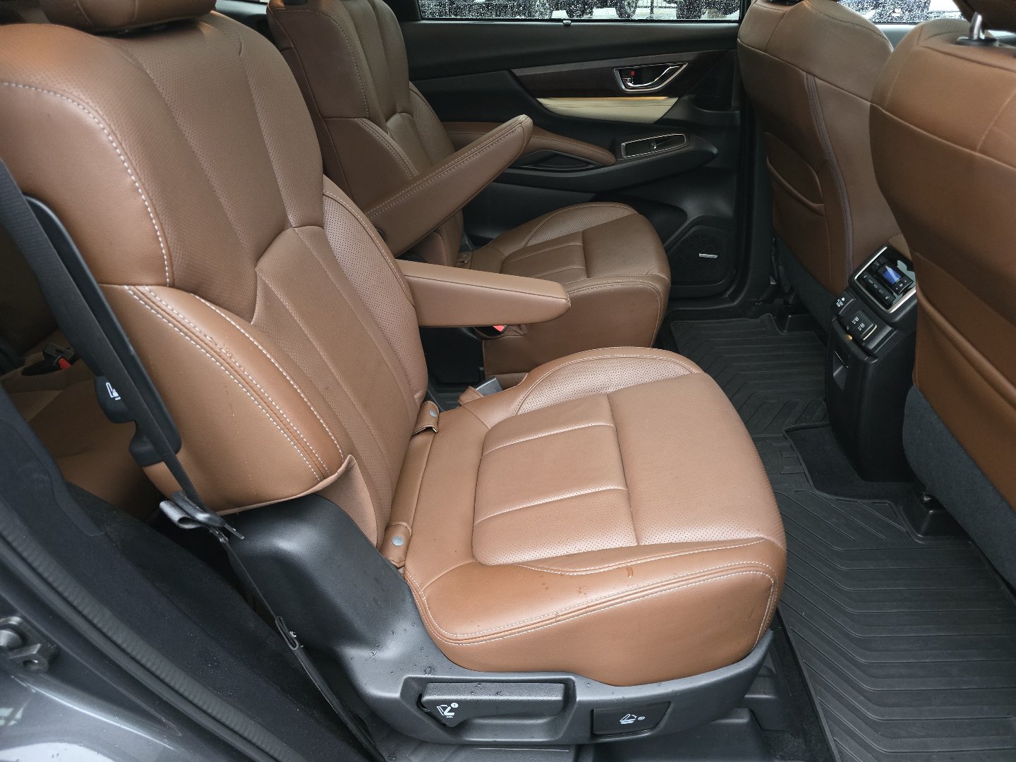 Used 2019 Subaru Ascent Touring w/ Popular Package #3 AWD/4WD image 36