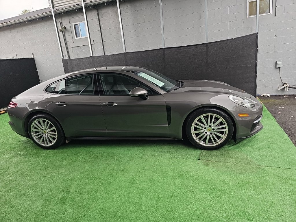 Used 2018 Porsche Panamera 4 AWD/4WD image 2