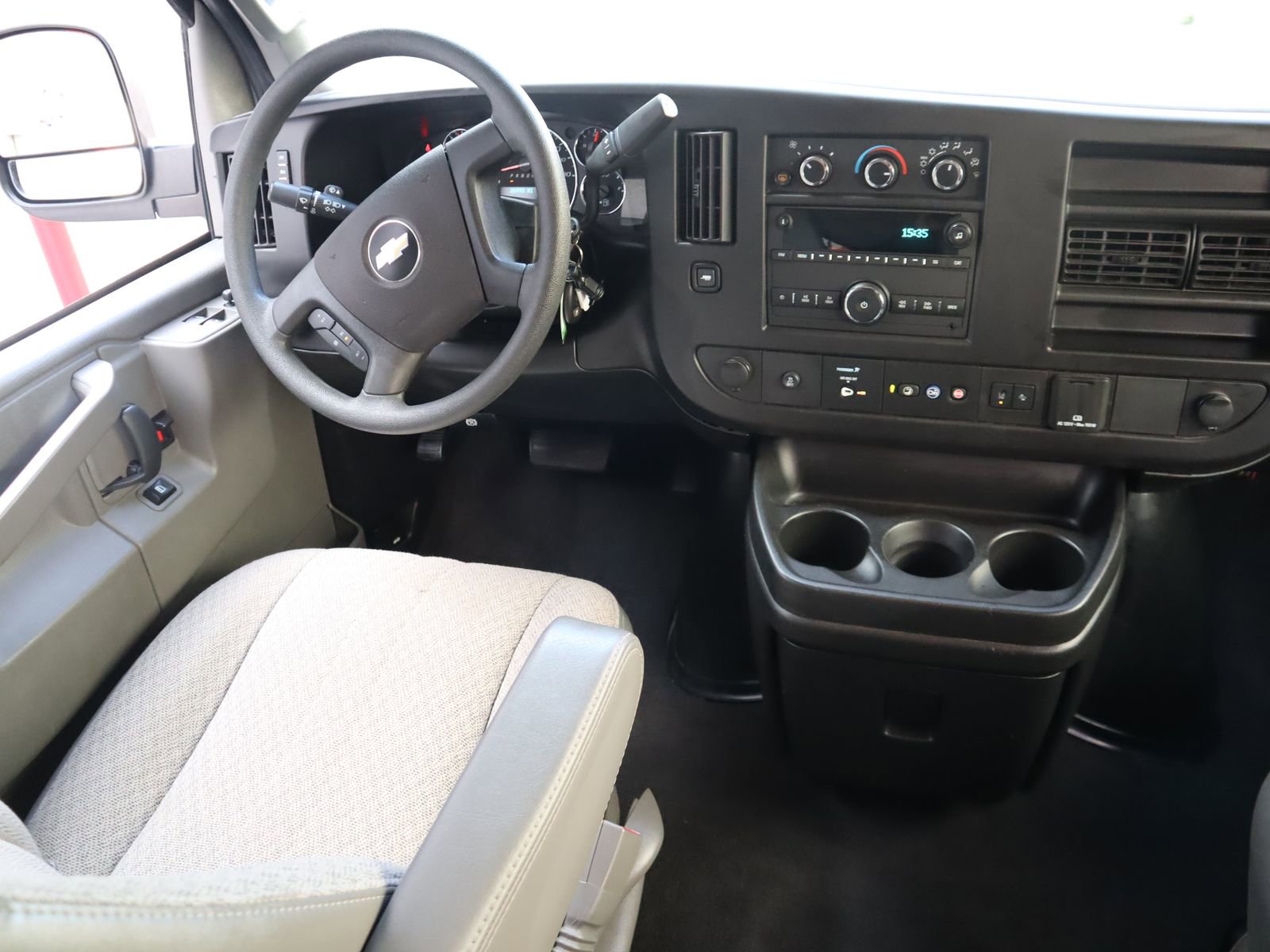 Used 2023 Chevrolet Express 3500 LT w/ LT Preferred Equipment Group image 27