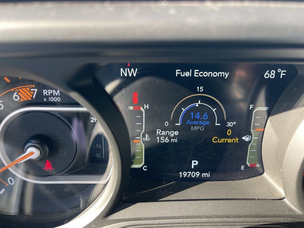 Used 2025 Jeep Wrangler Unlimited Rubicon image 23