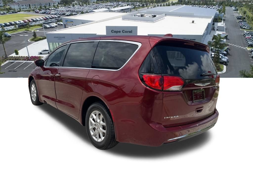 Used 2020 Chrysler Pacifica Touring w/ Advanced Safetytec Group FWD image 22