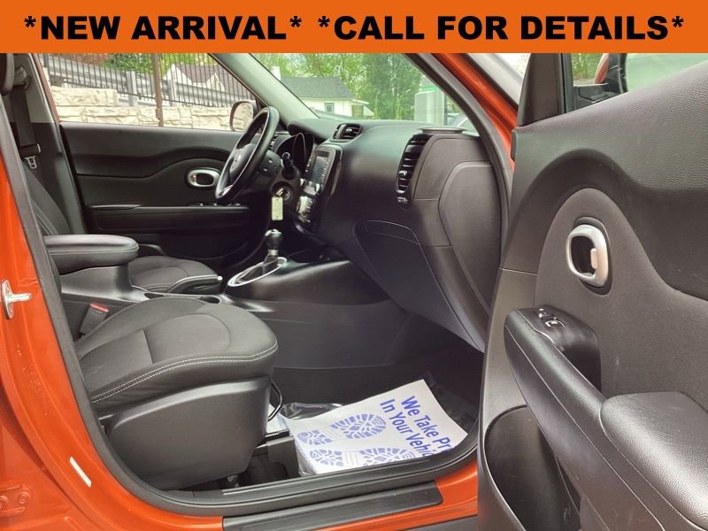 Used 2018 Kia Soul + FWD image 14