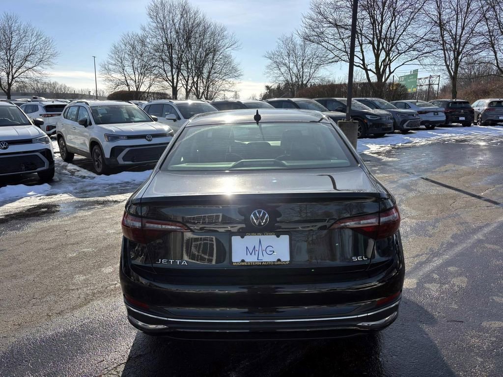 Used 2022 Volkswagen Jetta SEL image 6