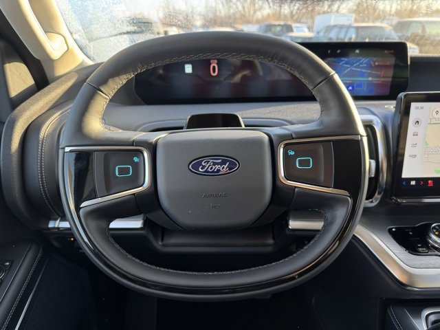 New 2025 Ford Expedition Max Platinum w/ Driver's Package image 32