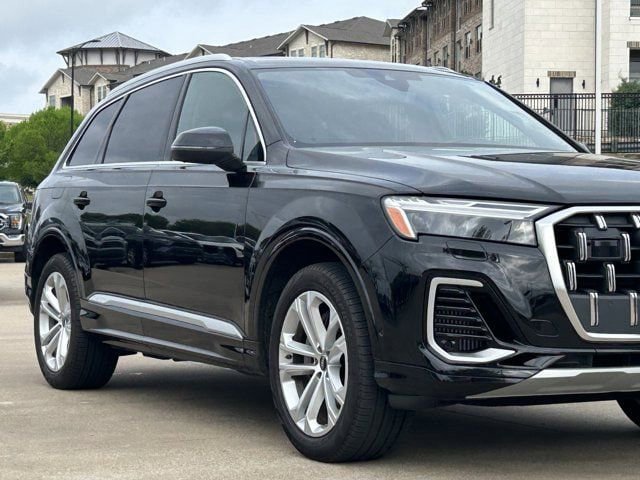 Used 2025 Audi Q7 3.0T Premium Plus image 3