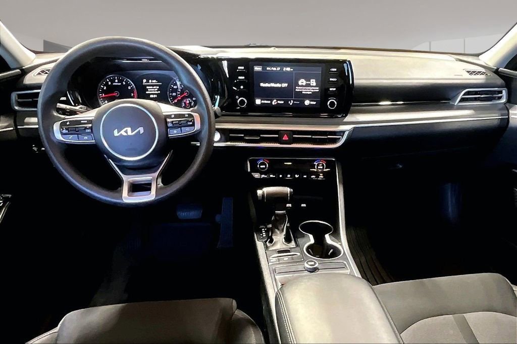 Used 2022 Kia K5 LXS image 16