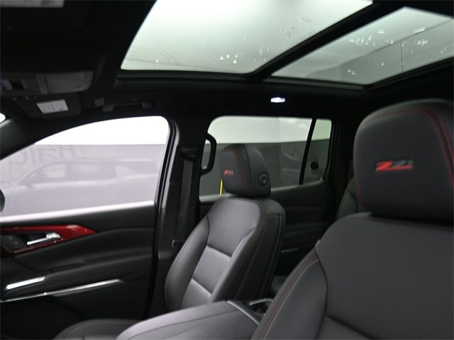 Certified 2024 Chevrolet Traverse Z71 w/ Enhanced Driving Package image 11