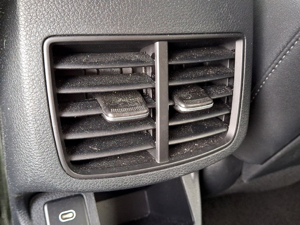 Used 2024 Kia Seltos S AWD/4WD image 15
