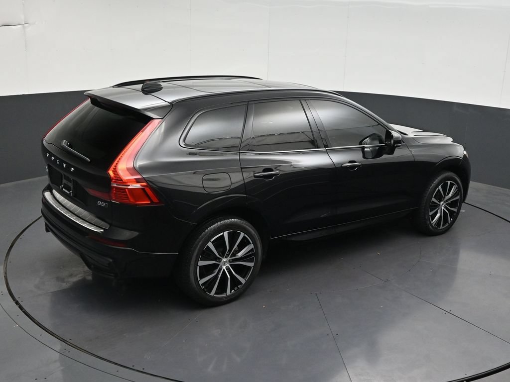 Certified 2024 Volvo XC60 B5 Plus w/ Protection Package Premier AWD/4WD image 23