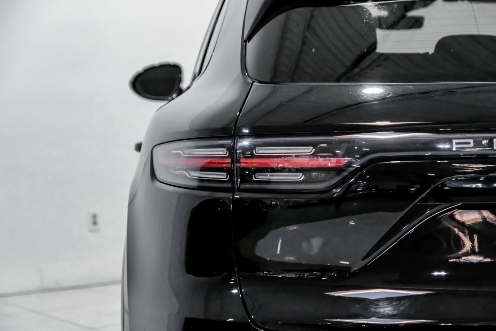 Used 2023 Porsche Cayenne image 56