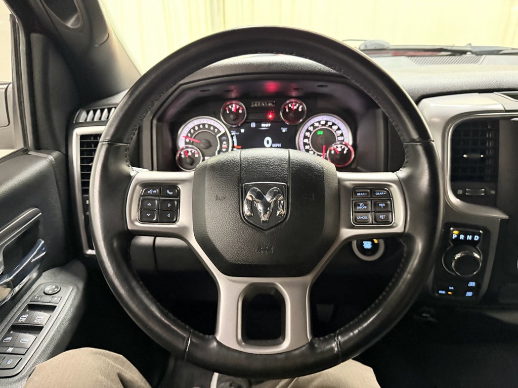 Used 2022 RAM 1500 Classic Warlock AWD/4WD image 31