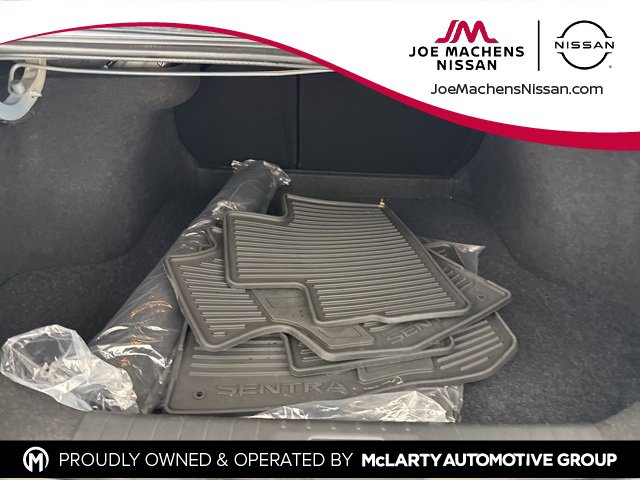 Certified 2025 Nissan Sentra SR image 25