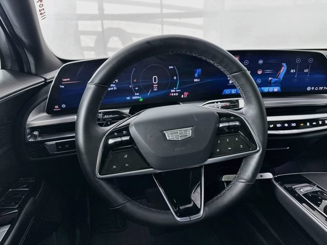 Used 2024 Cadillac Lyriq Sport AWD/4WD image 11
