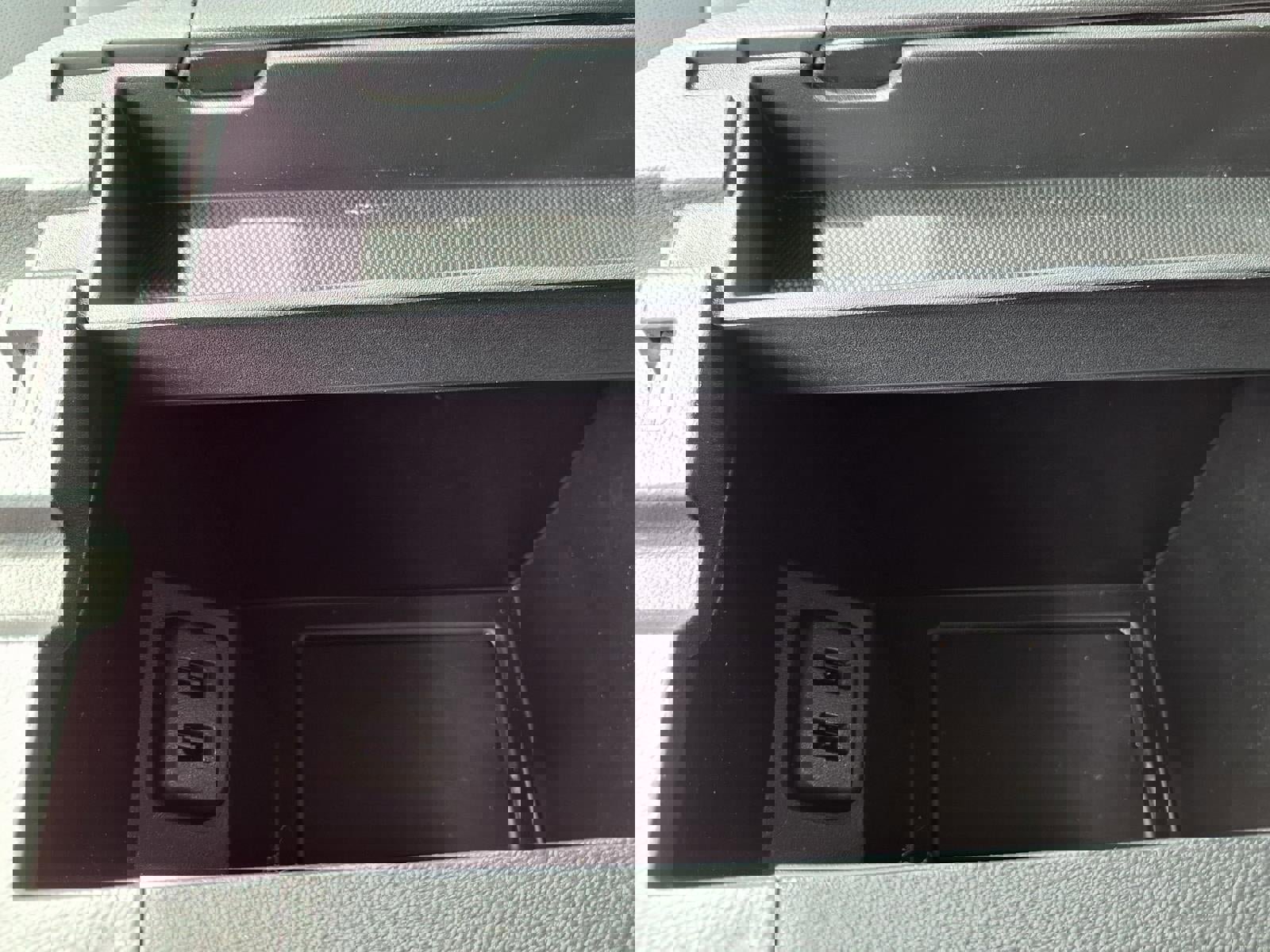 Used 2020 Chevrolet Equinox Premier image 11