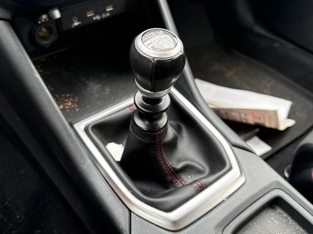 Used 2023 Subaru WRX Premium AWD/4WD image 31
