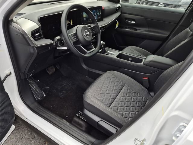 New 2026 Nissan Kicks SV image 7