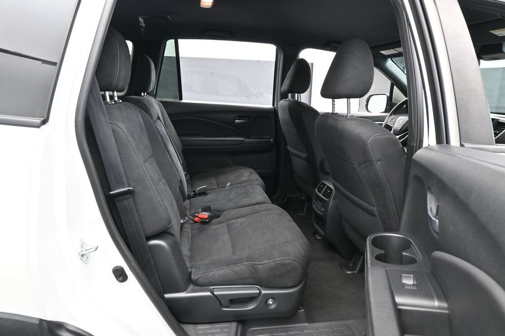 Used 2022 Honda Pilot Sport image 38