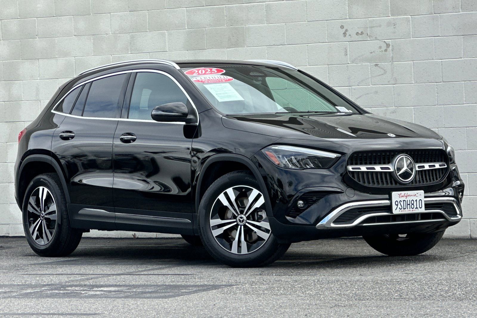 Certified 2025 Mercedes-Benz GLA 250 image 2