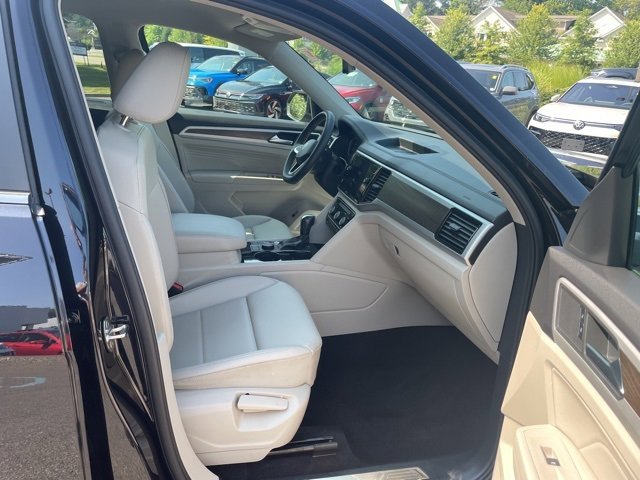 Certified 2022 Volkswagen Atlas SE image 13