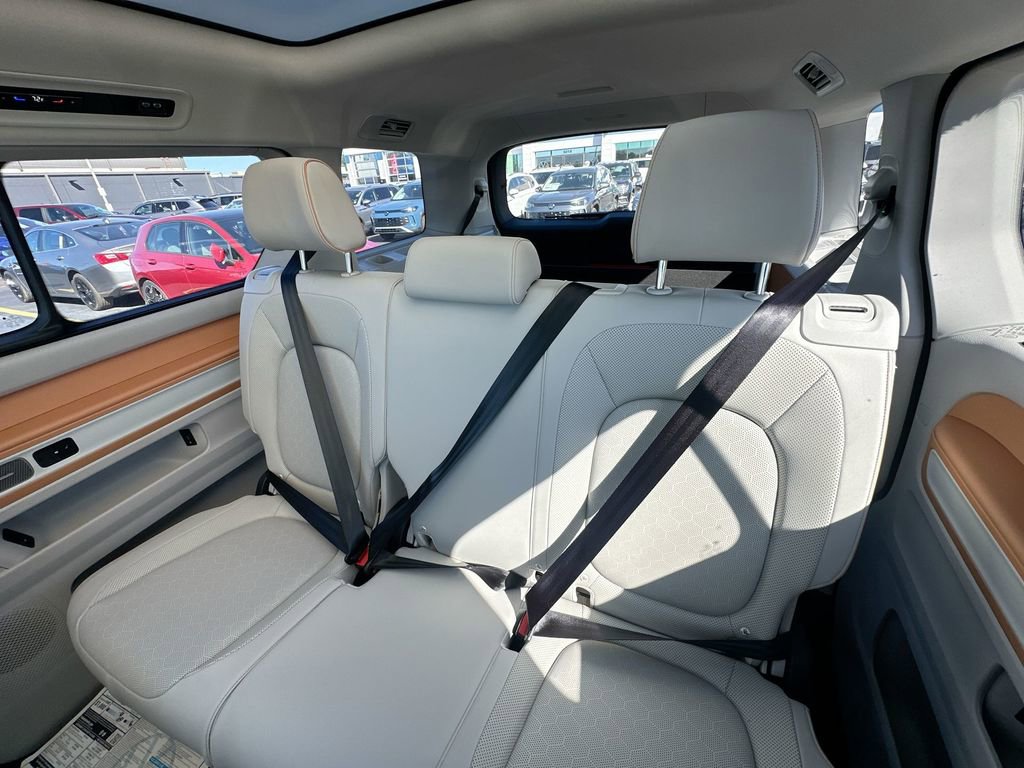 New 2025 Volkswagen ID. Buzz Pro S Plus image 48