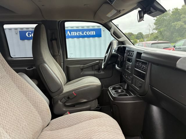 Used 2023 Chevrolet Express 3500 LT w/ LT Preferred Equipment Group RWD image 18