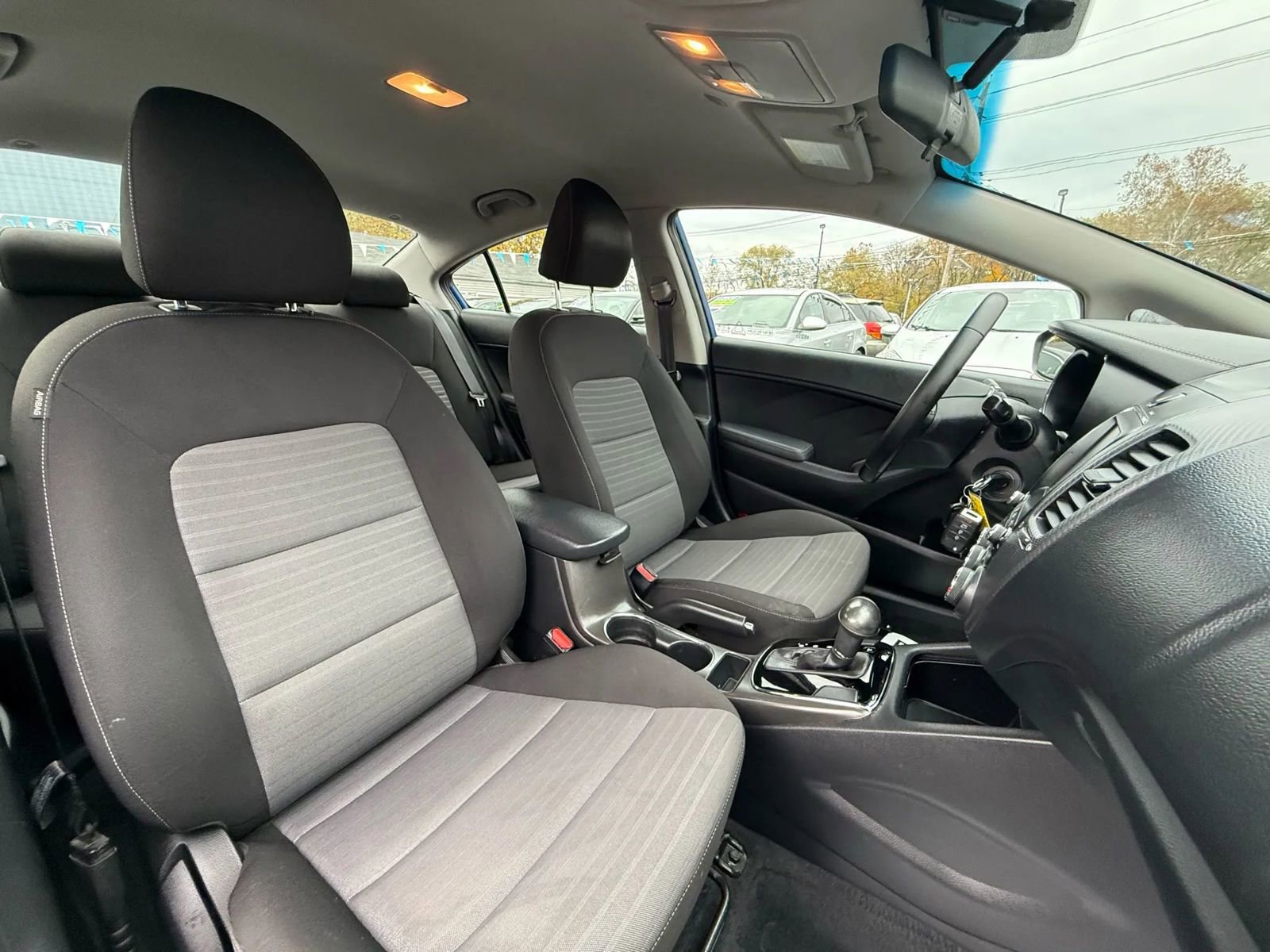Used 2018 Kia Forte S FWD image 44