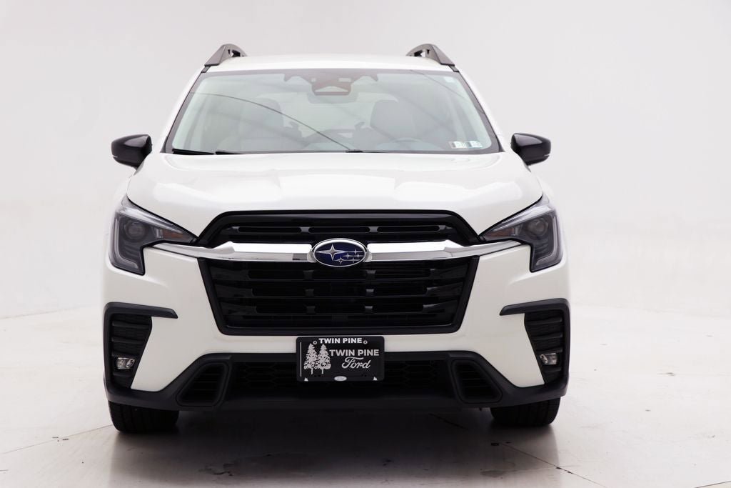 Used 2024 Subaru Ascent Limited image 4