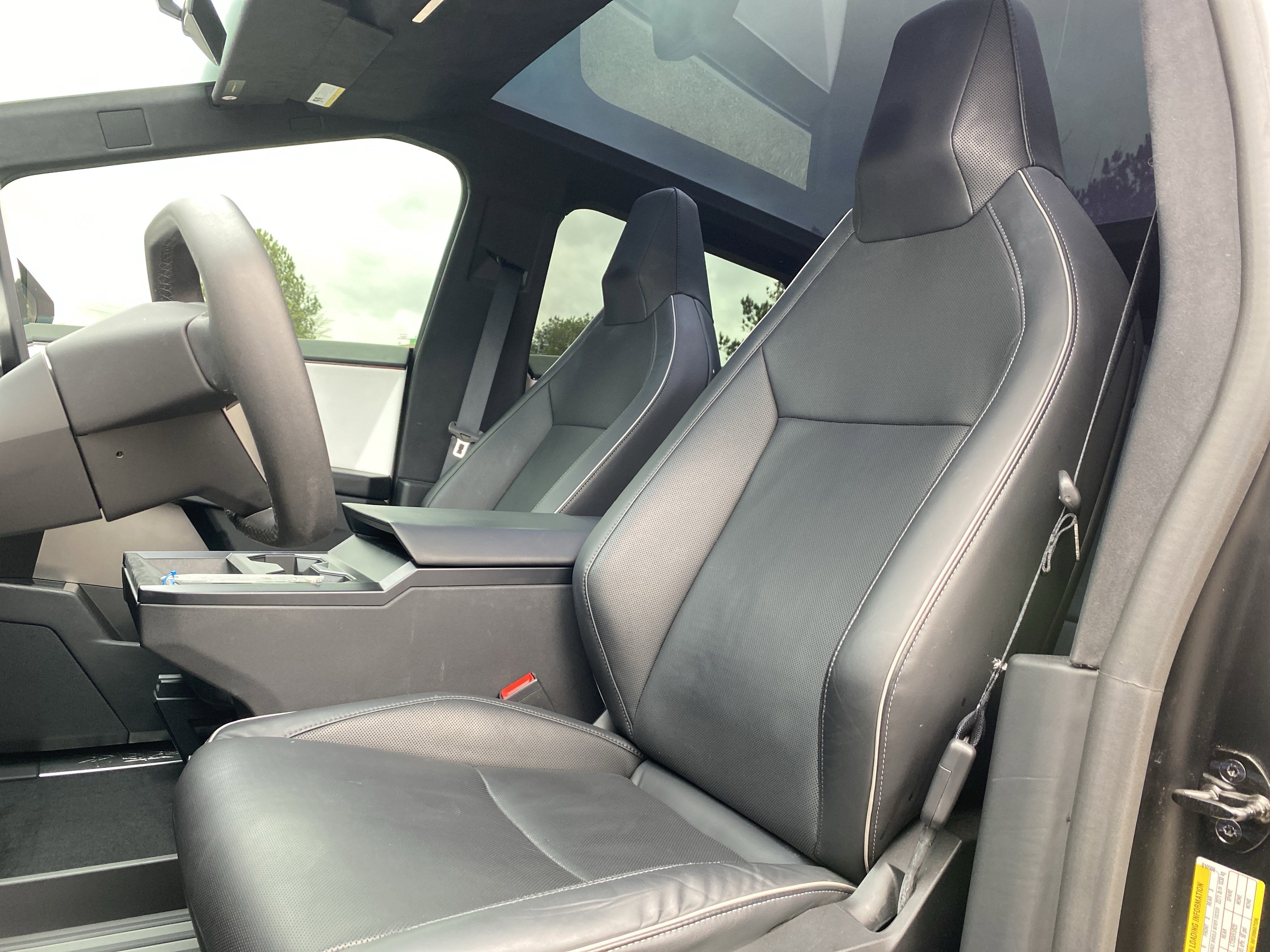 Used 2024 Tesla Cybertruck Cyberbeast image 7