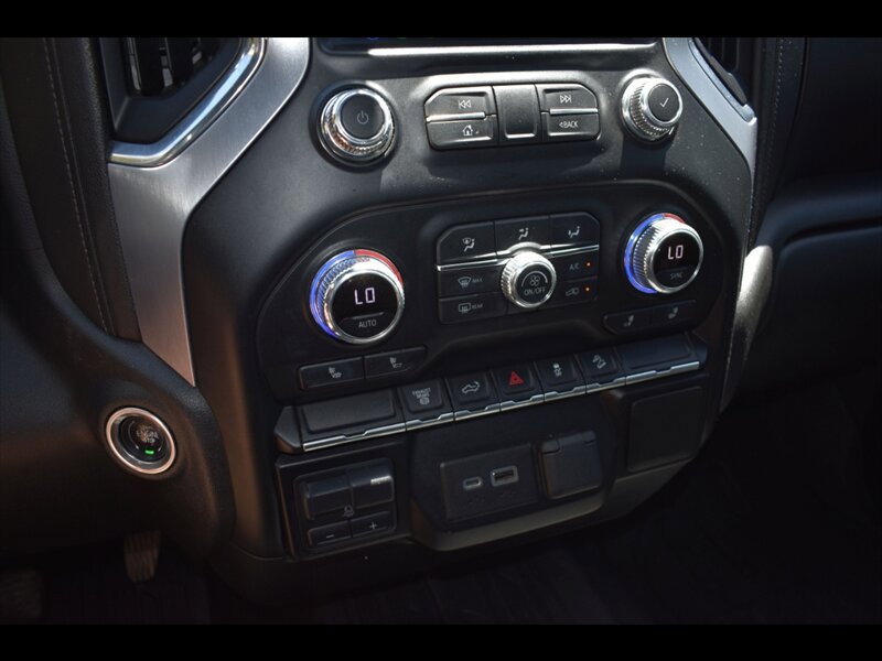 Used 2021 GMC Sierra 2500 SLE w/ SLE Convenience Package AWD/4WD image 12