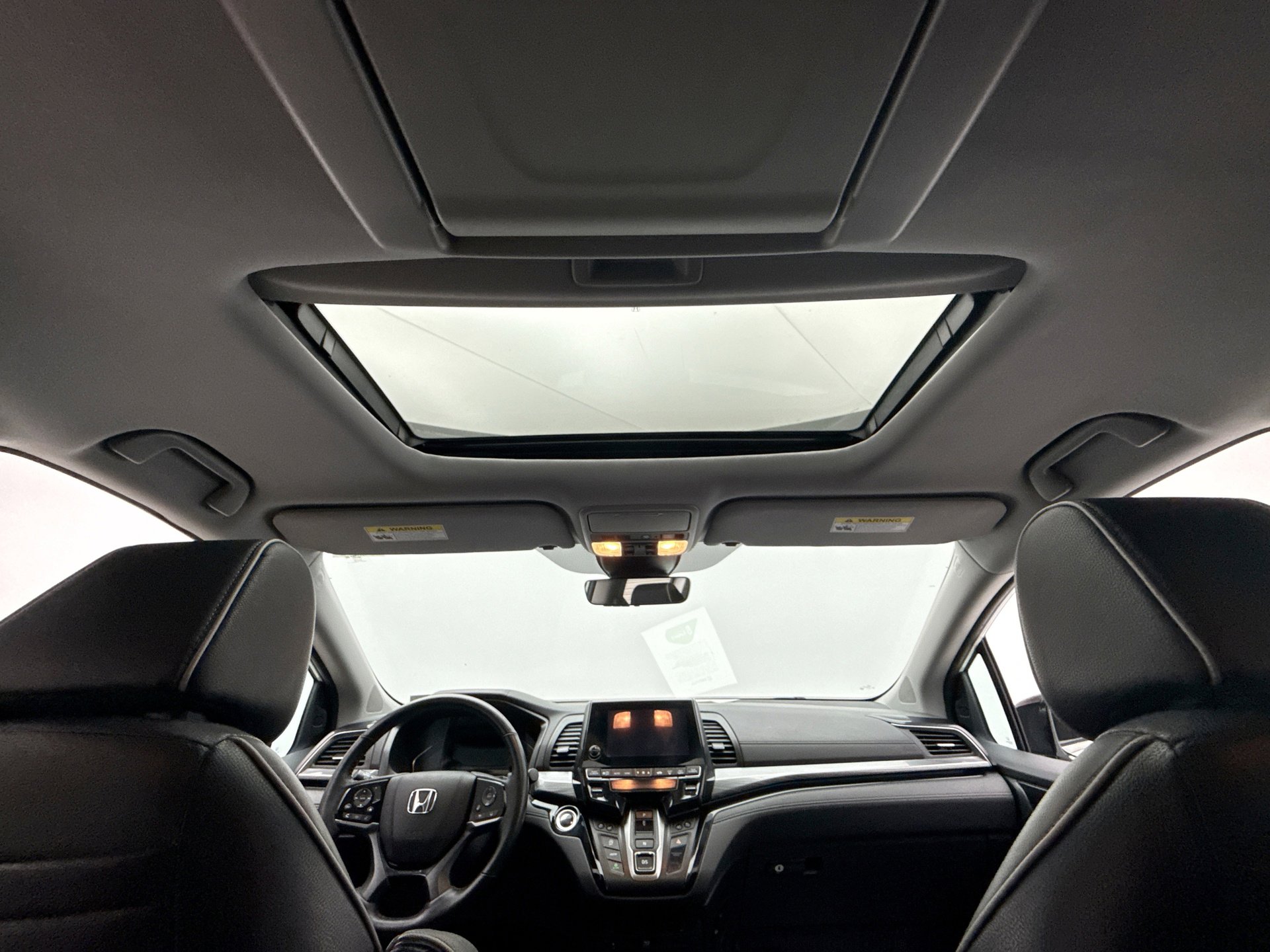 Used 2022 Honda Odyssey Elite image 18