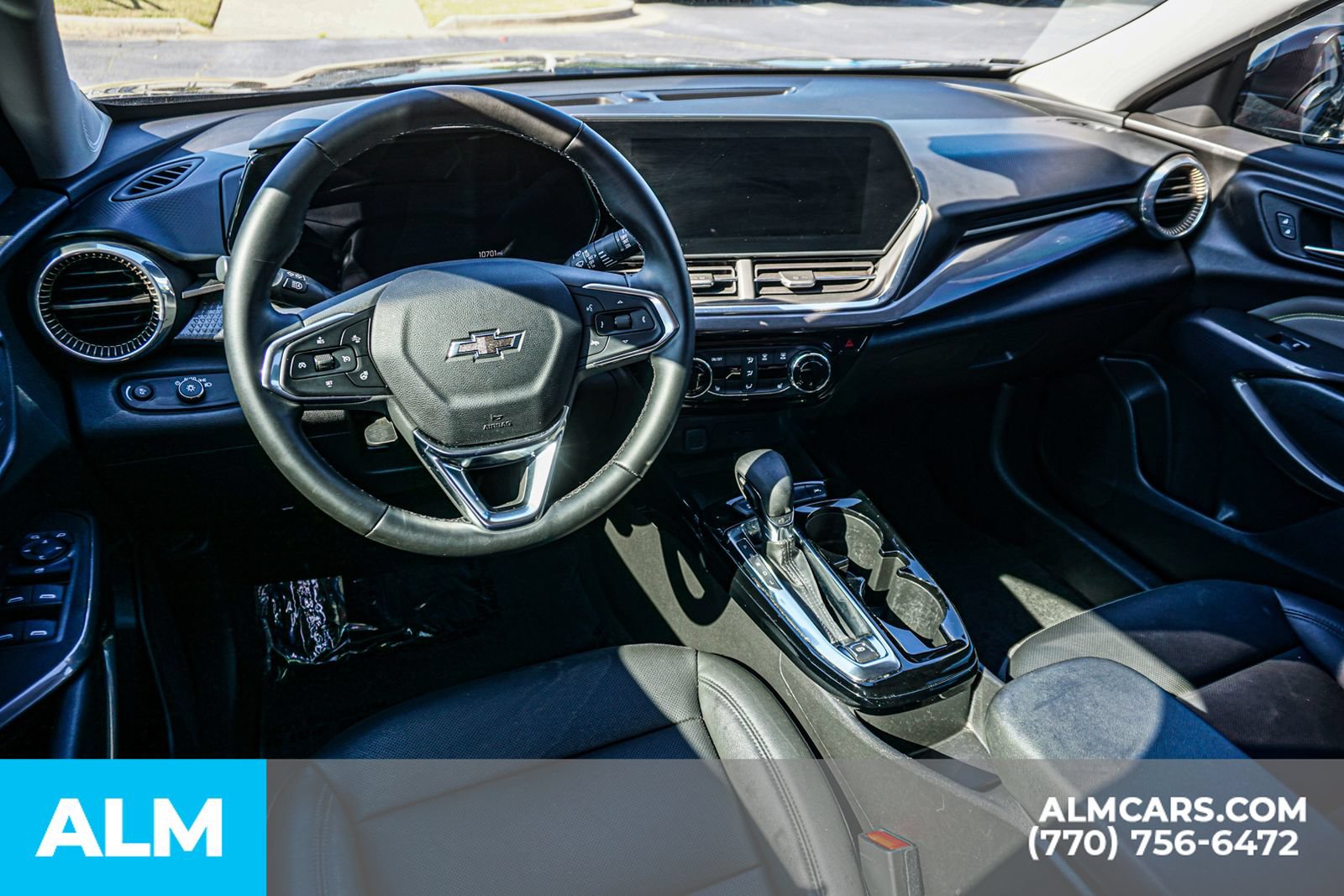Used 2025 Chevrolet Trax ACTIV w/ Sunroof Package FWD image 29