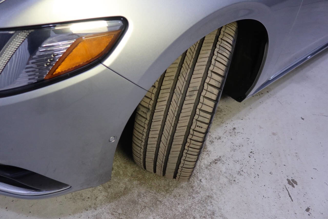 Used 2020 Lincoln Continental Reserve image 11