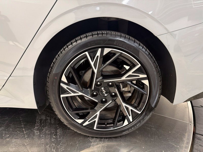 Used 2025 Kia K5 GT-Line AWD/4WD image 38