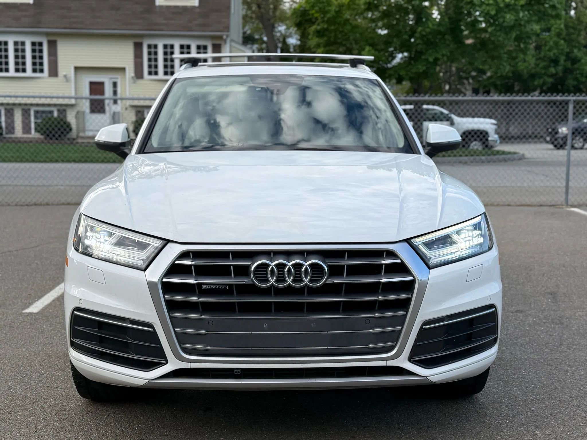 Used 2018 Audi Q5 2.0T Premium Plus w/ Premium Plus Package image 2