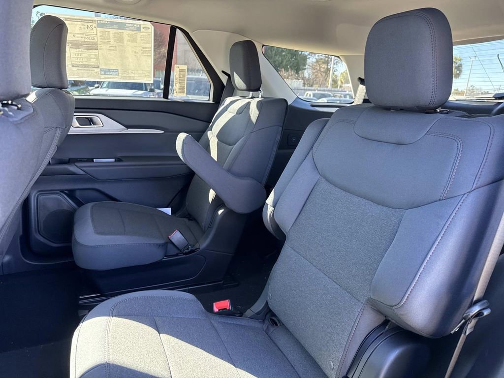 New 2026 Ford Explorer Active image 6