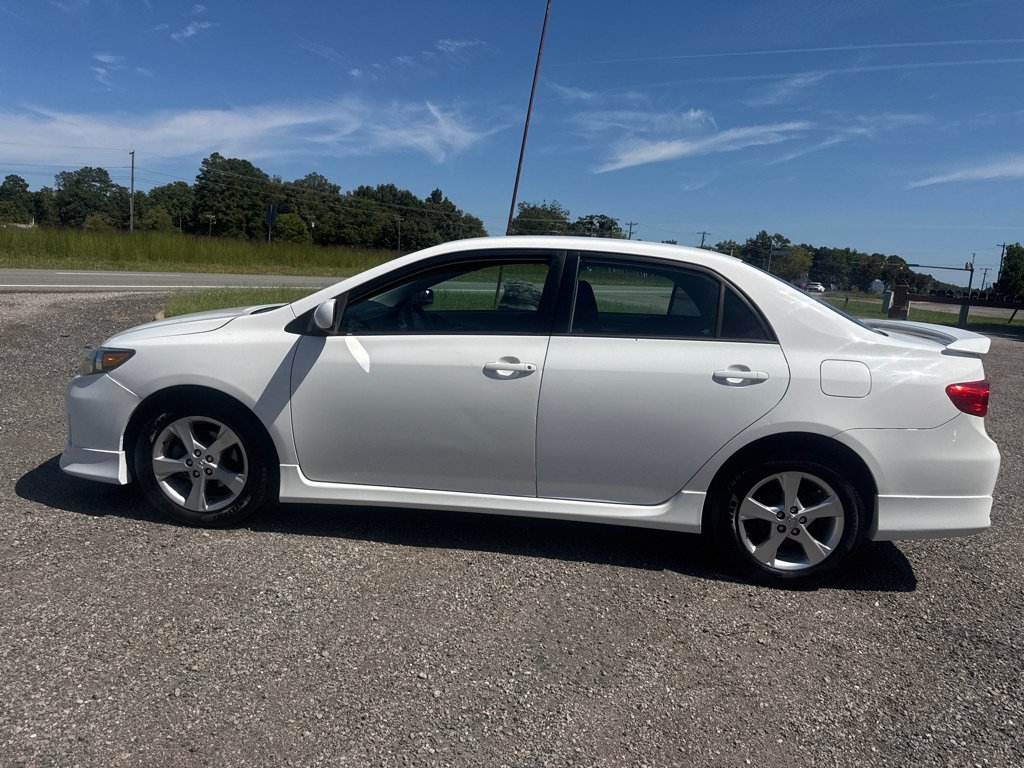 Used 2013 Toyota Corolla S FWD image 6
