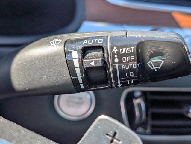 Used 2019 Kia K900 Luxury w/ VIP Package image 27