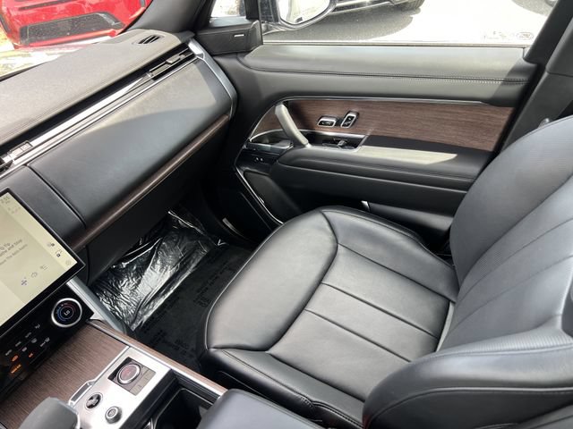Used 2023 Land Rover Range Rover SE AWD/4WD image 17