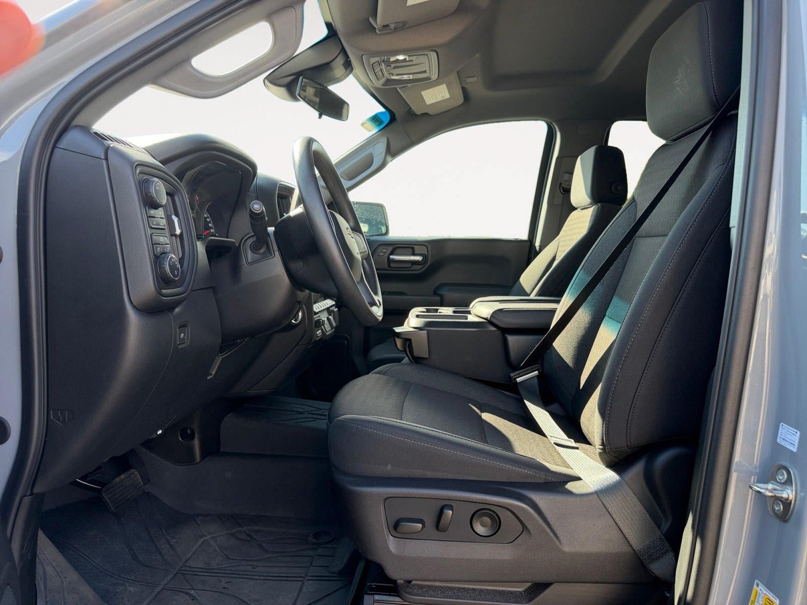 Certified 2024 Chevrolet Silverado 1500 Custom AWD/4WD image 9