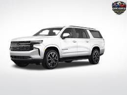 Used 2023 Chevrolet Suburban Premier image 1