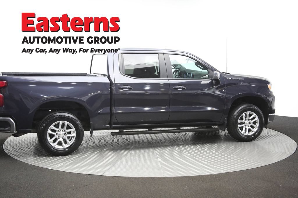 Used 2022 Chevrolet Silverado 1500 LT AWD/4WD image 43