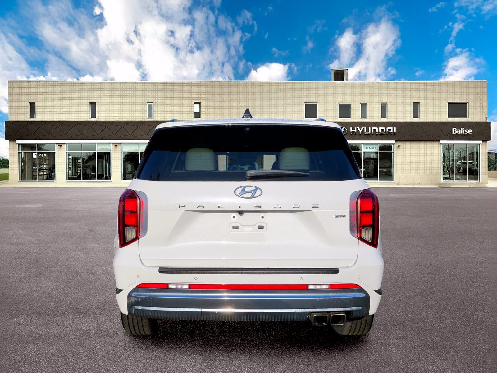Certified 2023 Hyundai Palisade Calligraphy AWD/4WD image 4
