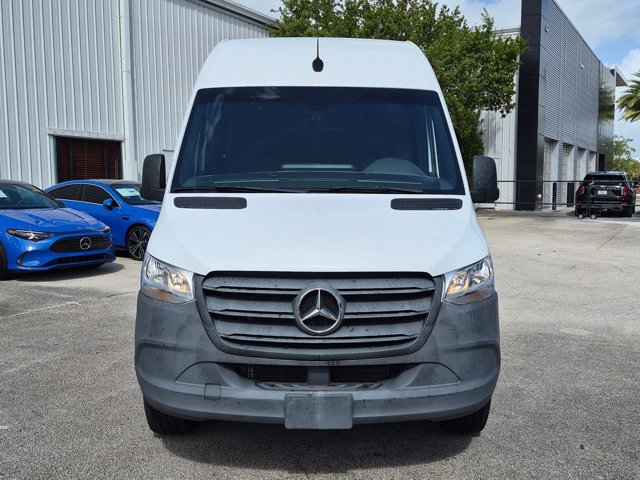 Used 2024 Mercedes-Benz Sprinter 2500 image 2