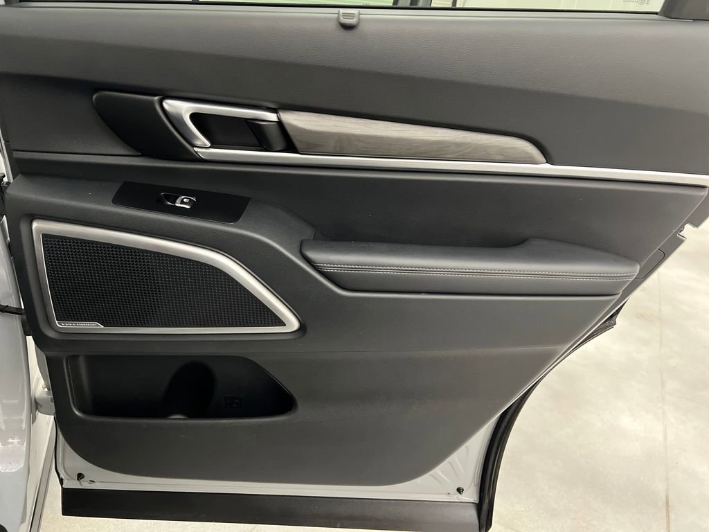Used 2024 Kia Telluride EX X-Line image 21