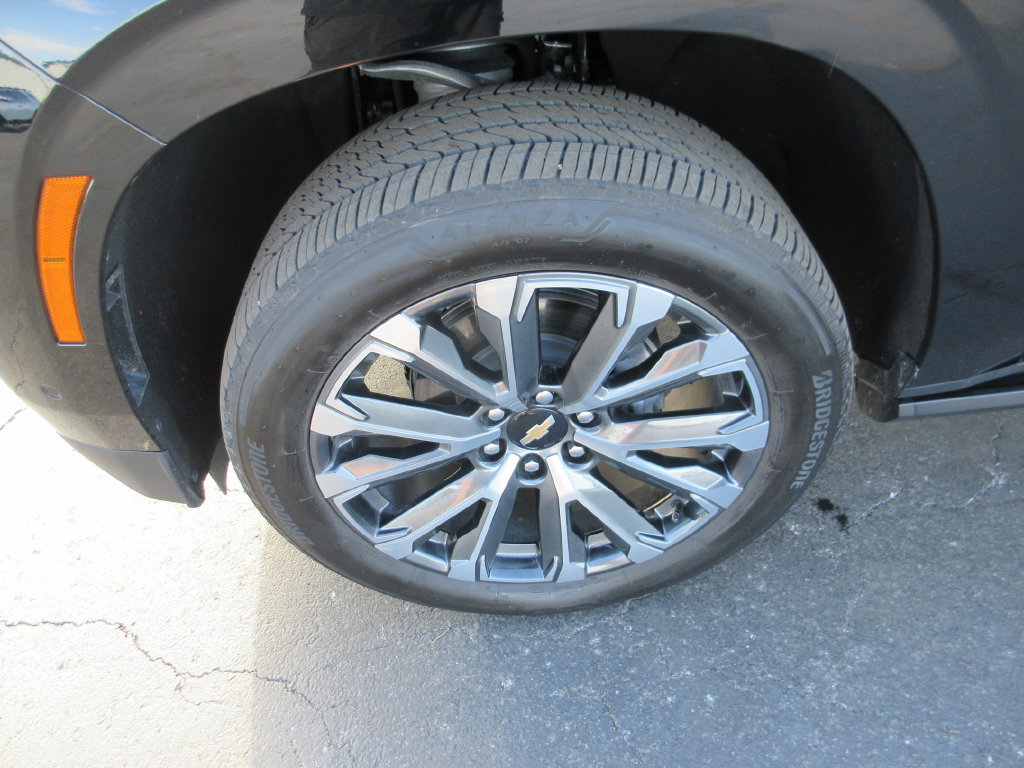 Certified 2025 Chevrolet Tahoe High Country AWD/4WD image 15
